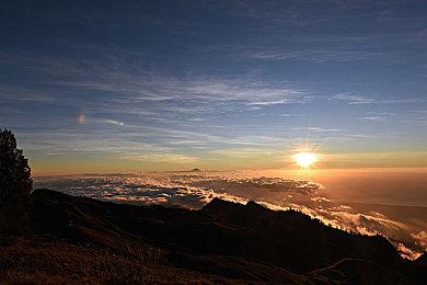 《Apex英雄：救世英雄》战斗通行证宣传片 新赛季5月11日上线